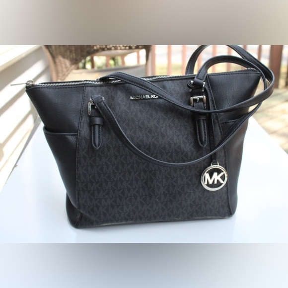 Michael Kors Charlotte logo tote bag - Picture 3 of 14